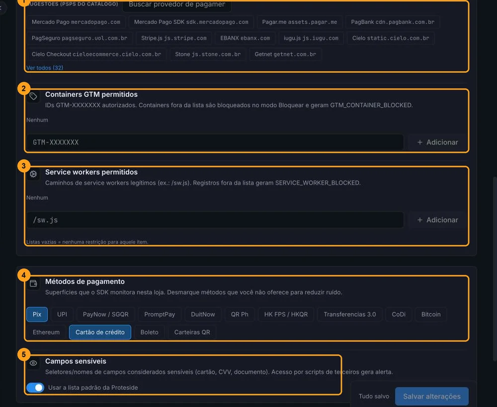 Parte inferior da tela Proteção do pagamento com as sugestões de provedores do catálogo, containers GTM permitidos, service workers permitidos, métodos de pagamento e campos sensíveis
